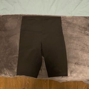 Lululemon Black Shorts. Size 6